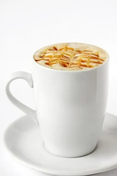 Кофе с коньяком и ликером «Амаретто»