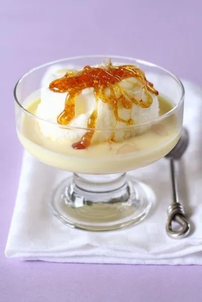 Меренги с нежным кремом и карамелью