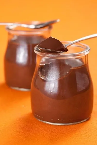 Крем из шоколада и сливок