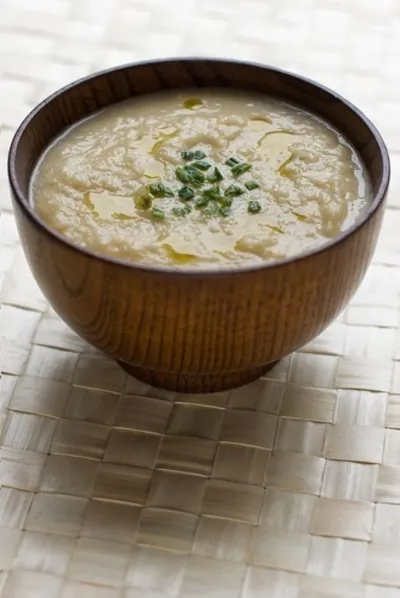 Сырный суп с сельдереем