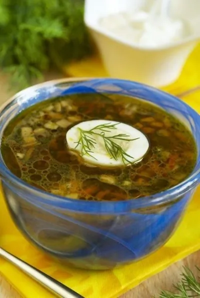 Легкие щи с крапивой