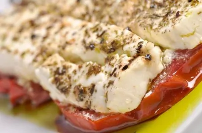 Помидоры с поджаренной фетой