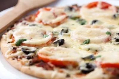 Пицца на гриле