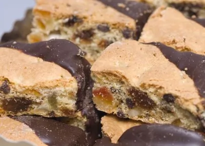 Печенье с вишней и цукатами