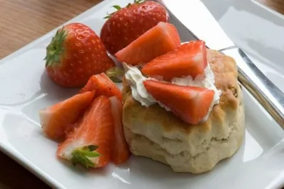 Английские сконы с ягодами