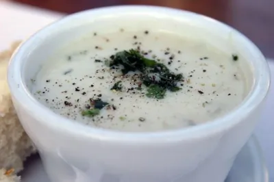 Чаудер из пикши с укропом