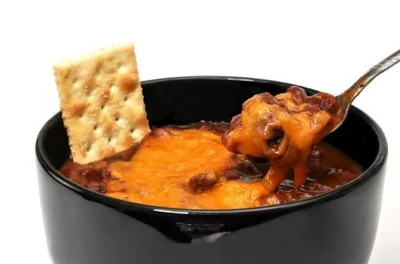 Тыквенный суп с фасолью и кориандром