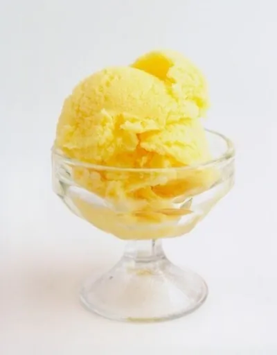 Йогуртово-лимонадное мороженое