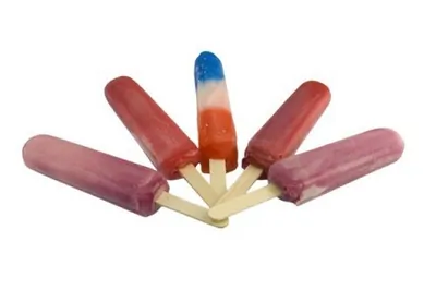 Трехцветное полосатое мороженое