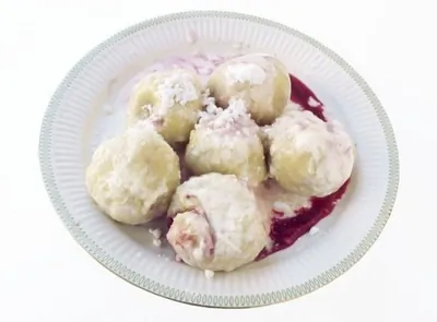 Кнедли со сливами