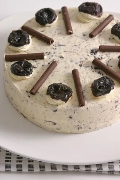 Торт с черносливом