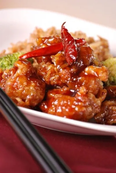 Курица, маринованная с чили и шалфеем