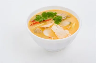 Куриный суп с кукурузой и паприкой