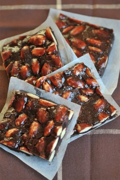 Шоколадно-миндальное торроне