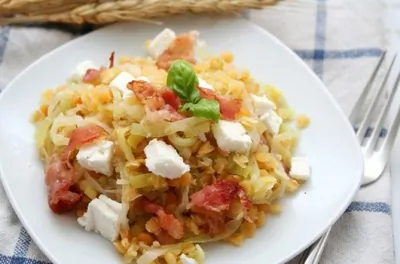 Салат из чечевицы с луком