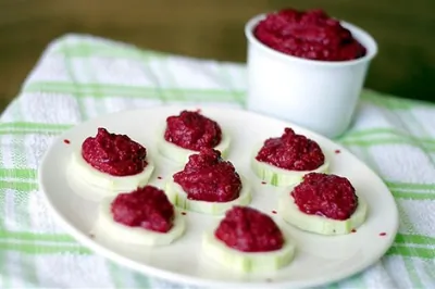 Свекольный хумус