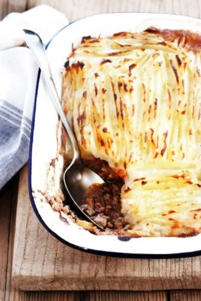 Картофельный пирог с курицей и сыром