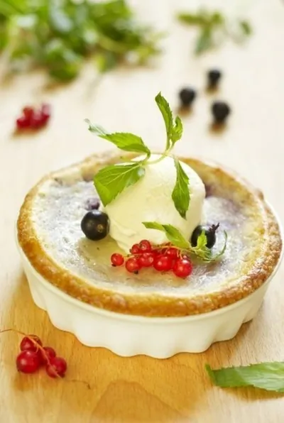 Блины со свежими ягодами по датски (Dutch Baby)