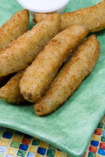 Жареные во фритюре огурцы