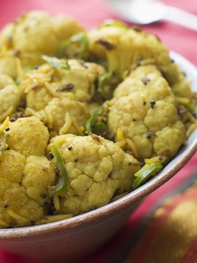 Запеченная цветная капуста с лимоном и чесноком