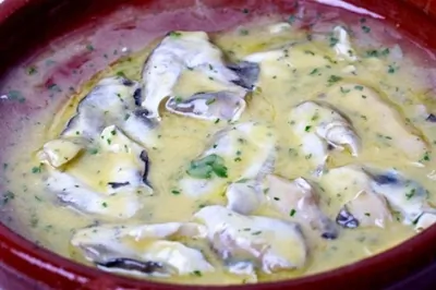 Кокочас в зеленом соусе