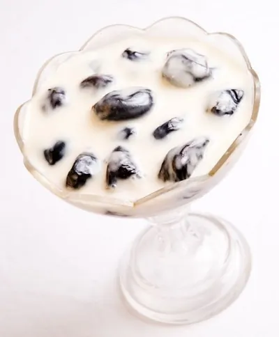 Чернослив в сметане