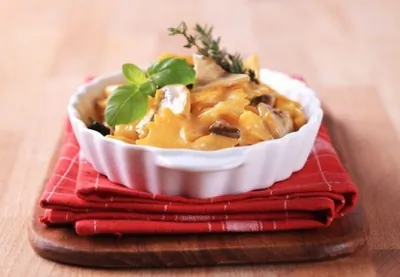 Запеченная паста с тыквой и грибами под сырной корочкой