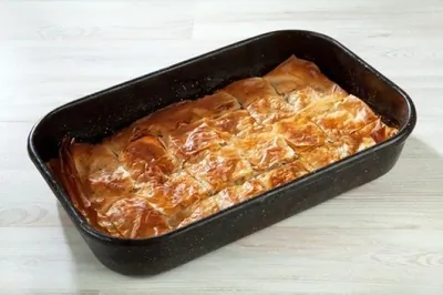 Греческий пирог с тыквой, фетой и шалфеем (Kolokithopita)