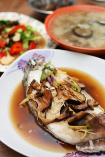 Грибной соус со сладким перцем и красным вином