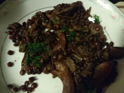 Чечевица с грибами