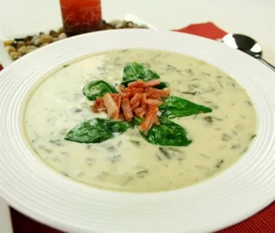 Крем-суп из лука-порея и картофеля с беконом