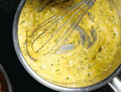 Сливочный соус а ля беарнез с кинзой