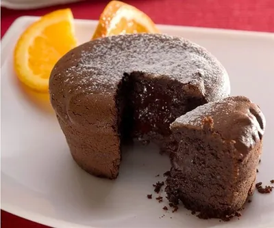 Шоколадный торт с жидким центром