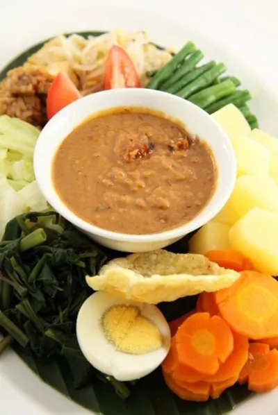 Ароматный тайский арахисовый соус