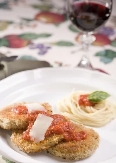 Жареные зеленые помидоры в золотистой панировке