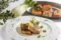 Лосось с фенхелем и перно