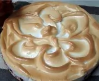 Пирог с красной смородиной