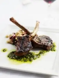 Сальса-верде из петрушки и мяты