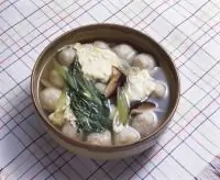 Суп с рыбными шариками и шиитаке