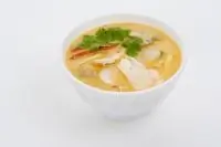 Суп-пюре из цыпленка с орехами