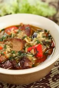 Суп из баранины с рисом, картофелем и алычой