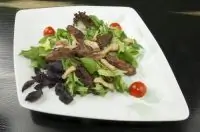 Салат из рубца с зеленью и арахисом