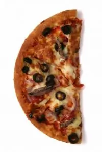 Пицца с томатами, анчоусами и душицей