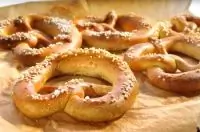 Немецкие соленые претцели