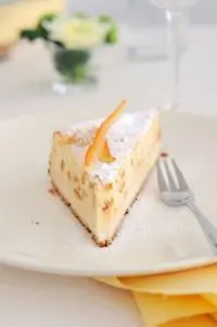 Творожная запеканка с фруктами