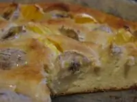 Творожно-банановый пирог с апельсином