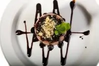 Шоколадные корзиночки с кофе и орехами