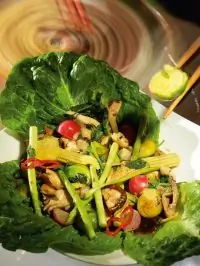 Овощи в рыбно-луковом соусе