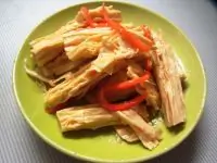 Спаржа с морковью по корейски