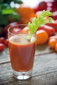 Освежающий коктейль «Кровавая Мэри»